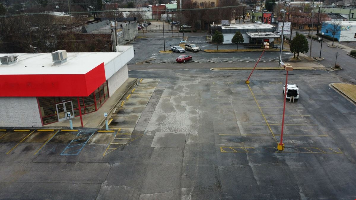 Former Advance Auto Parts Available