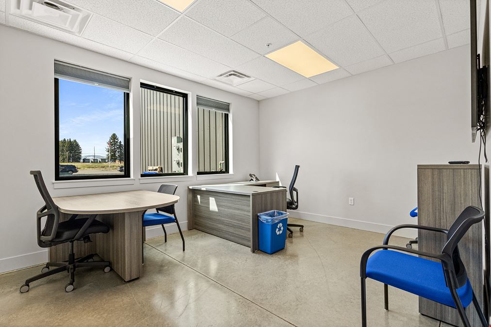 9,750 SF Prime Warehouse Space