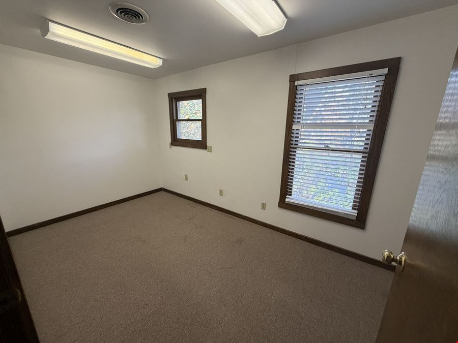 4656 Executive Dr, Suite 200