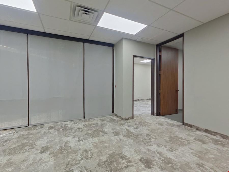 Metrocrest II Business Centre