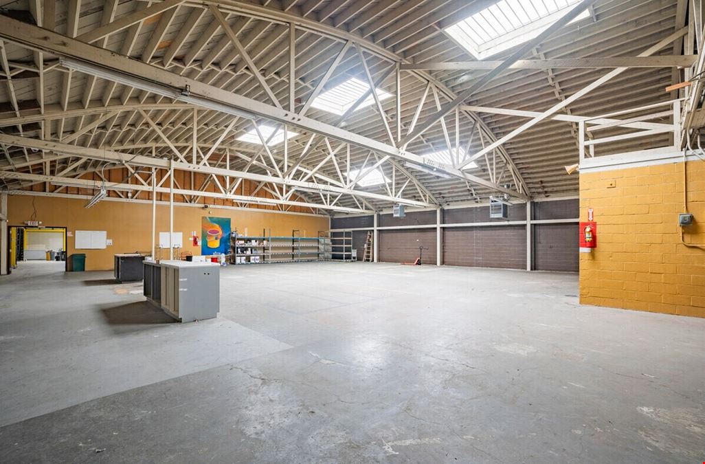 4917 International Blvd