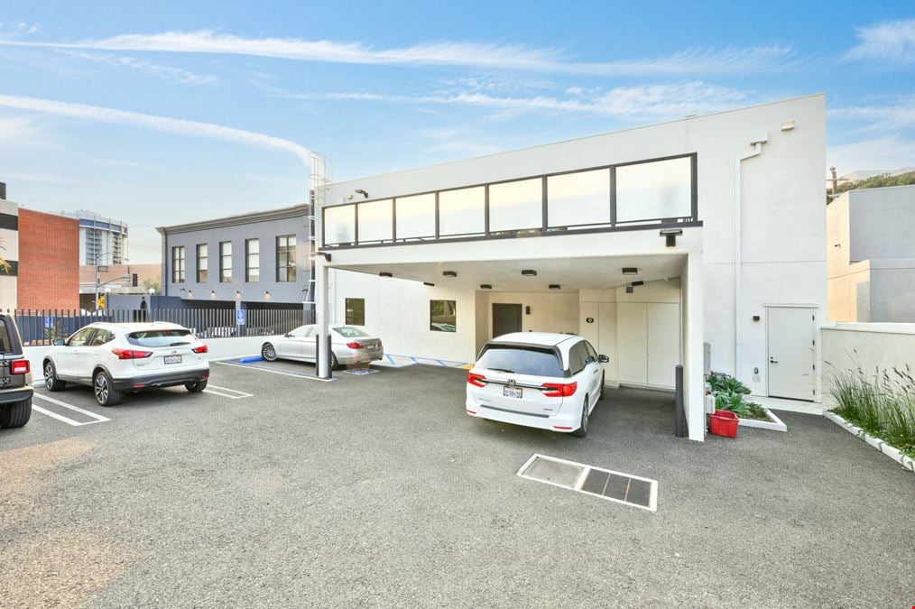 612 N Sepulveda Blvd