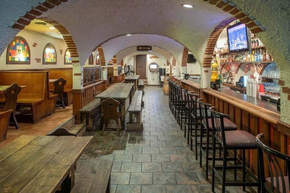 Unique Opportunity for Lease Landmark Downtown Ann Arbor Restaurant / Bar