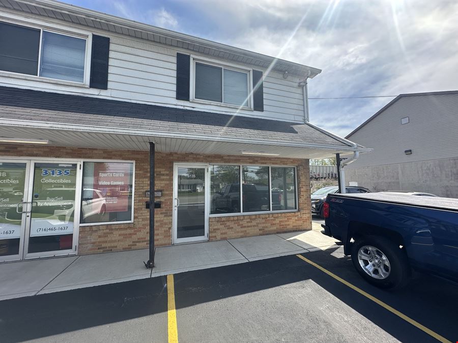 3135 Walden Ave - 800+/- SF Office/Retail Space for Lease