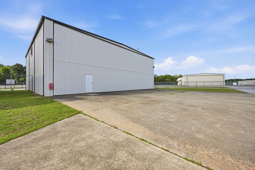 Hangar 17