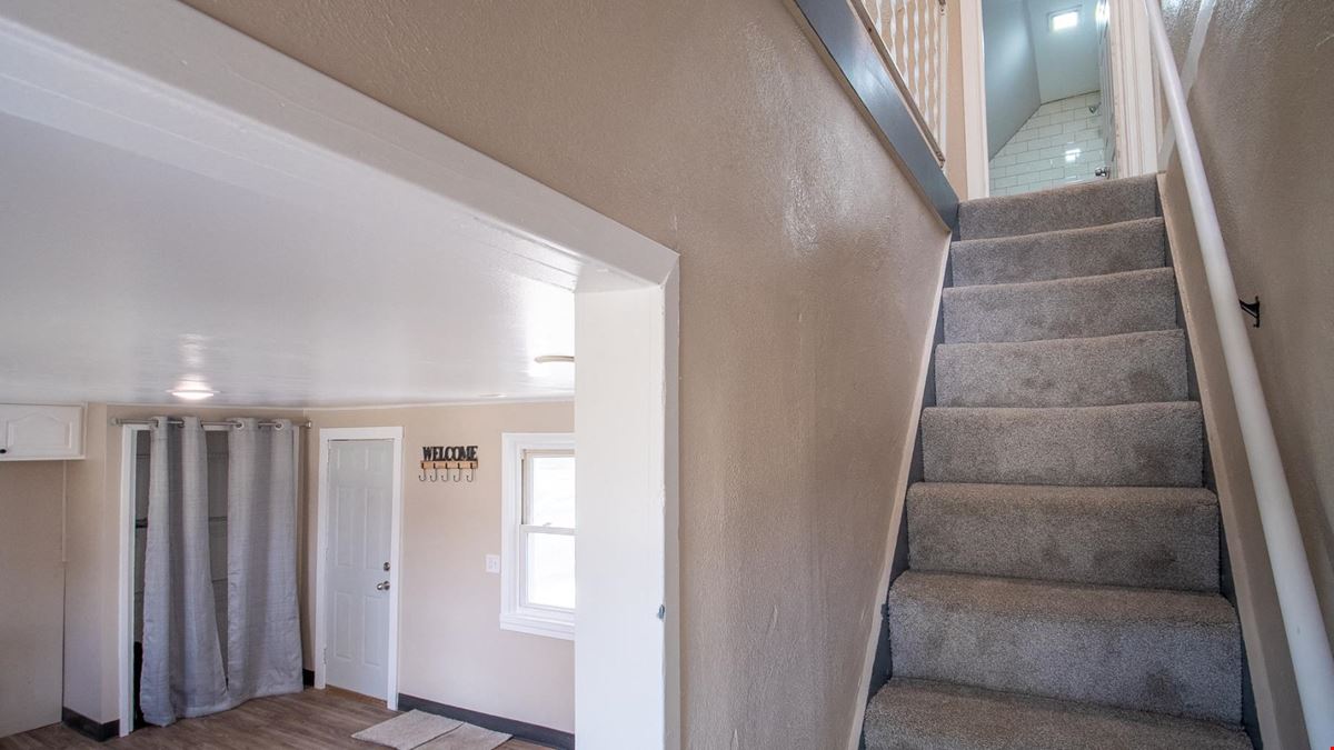 Newly Updated Home Near Downtown