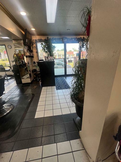 Hair Salon at 6427 Horsepen Road- Sale-Leaseback