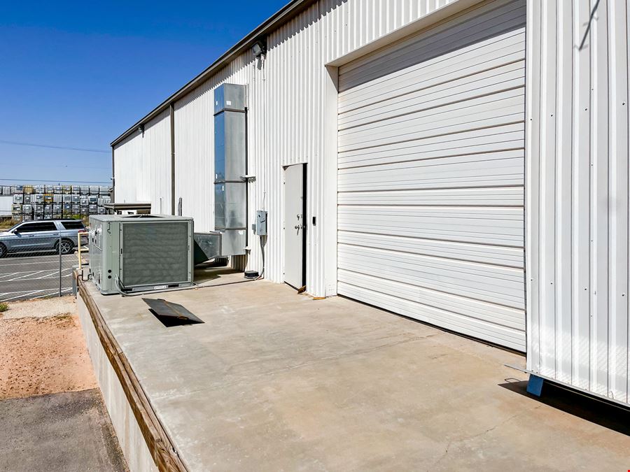 7 E Industrial Loop
