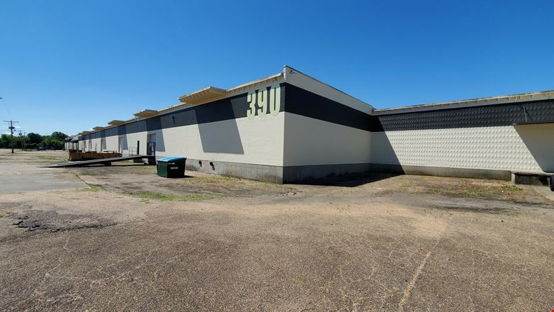 Preview of Industrial space for Rent at 390 Commerce Park Drive