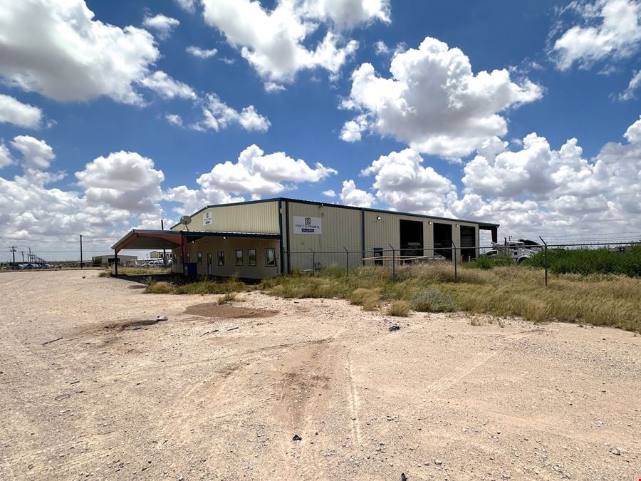 Industrial Facility w/Wash-Bay & Housing