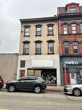 For Lease | 2,500 SF Retail | North Side