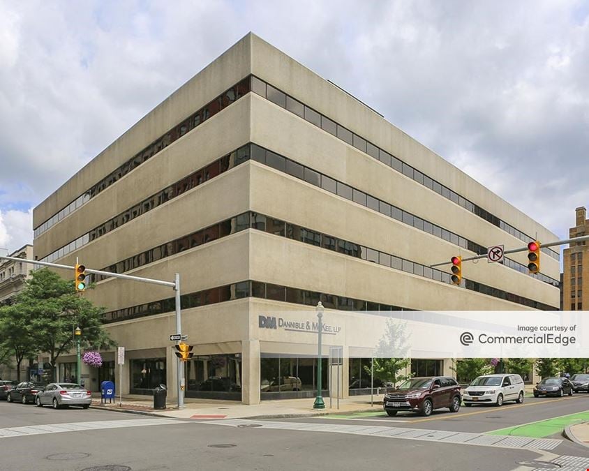 Financial Plaza