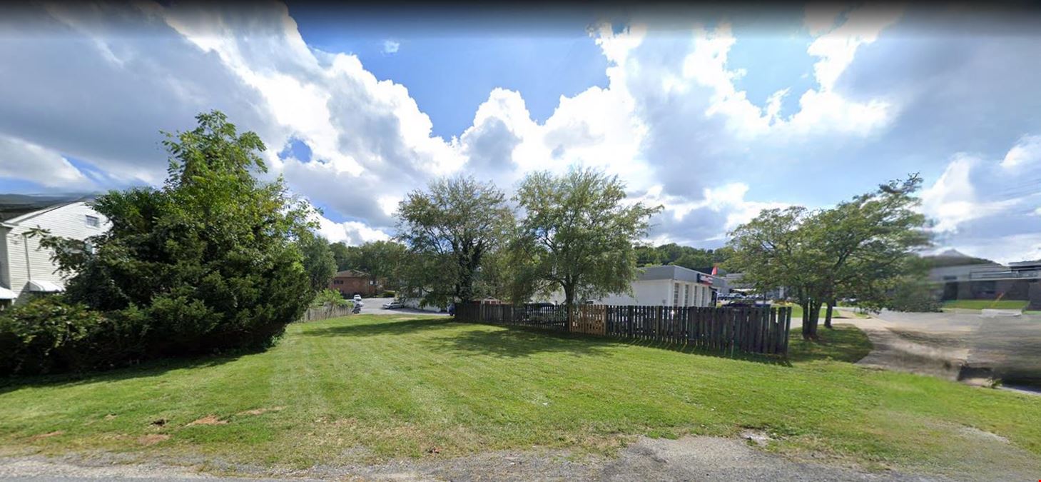 1 Montrose Avenue