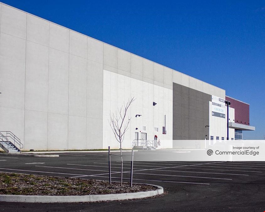 Rockefeller Group Logistics Park - 250 Radar Drive
