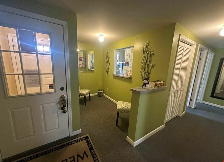 373 Davison Rd - 1550+/- SF RETAIL/OFFICE SPACE