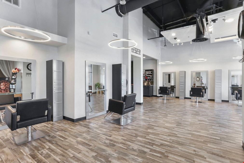 Retail Suite For Lease on Airline Hwy Strip Center