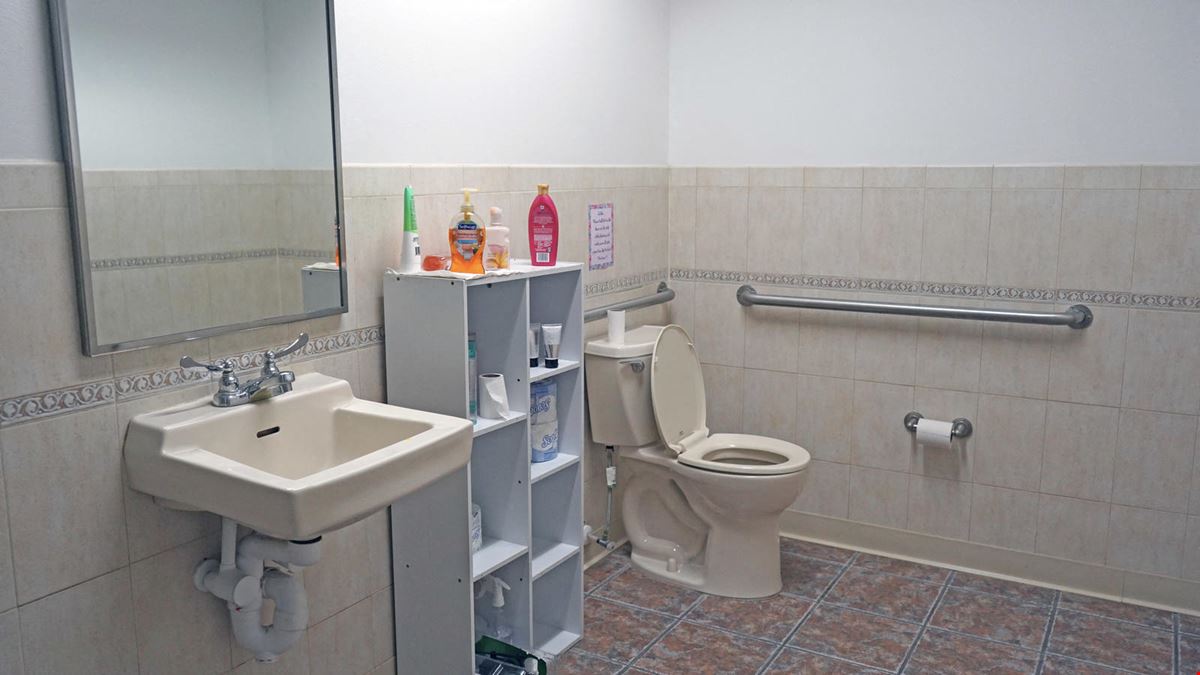 Freestanding Office for Sale
