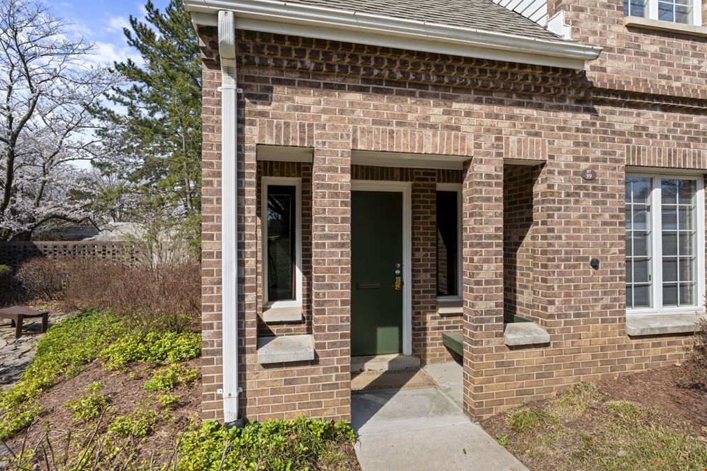 Bowman Green Condo for Lease in Reston
