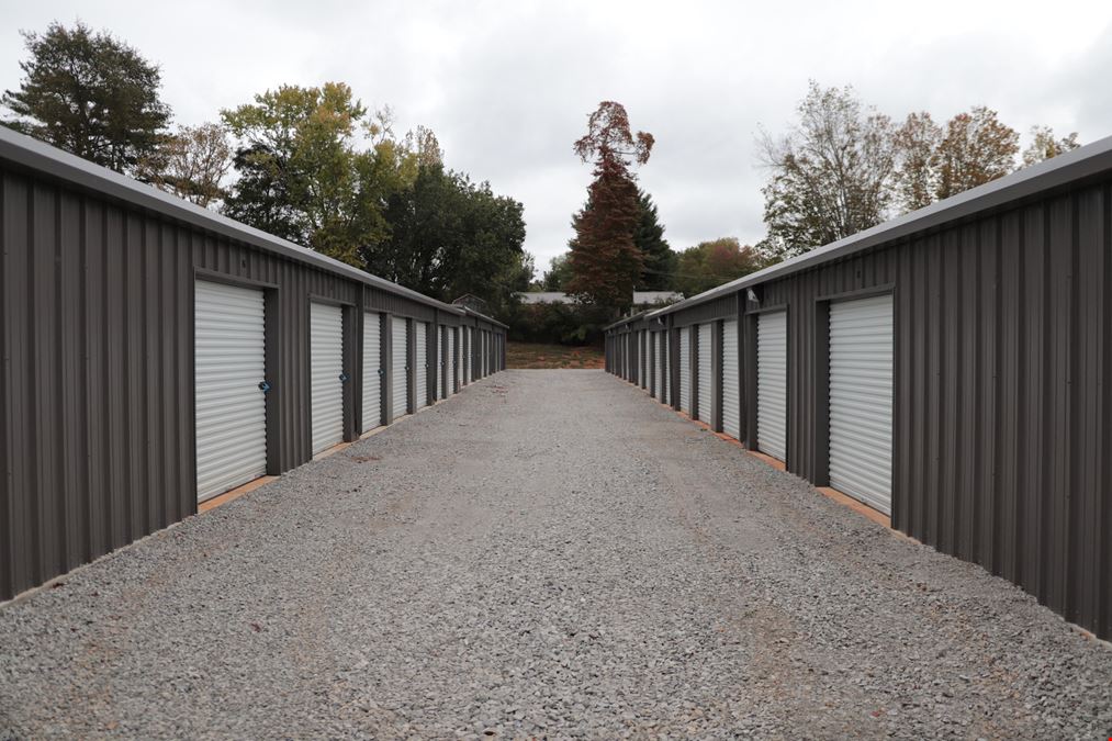 AZ SELF-STORAGE