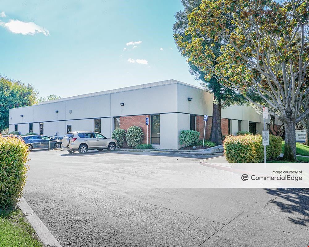 420-430 Oakmead Pkwy