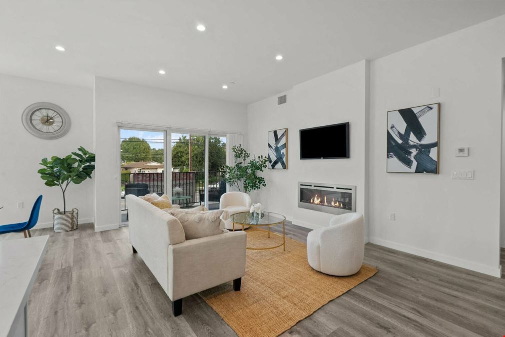 5110 Cahuenga Apartments