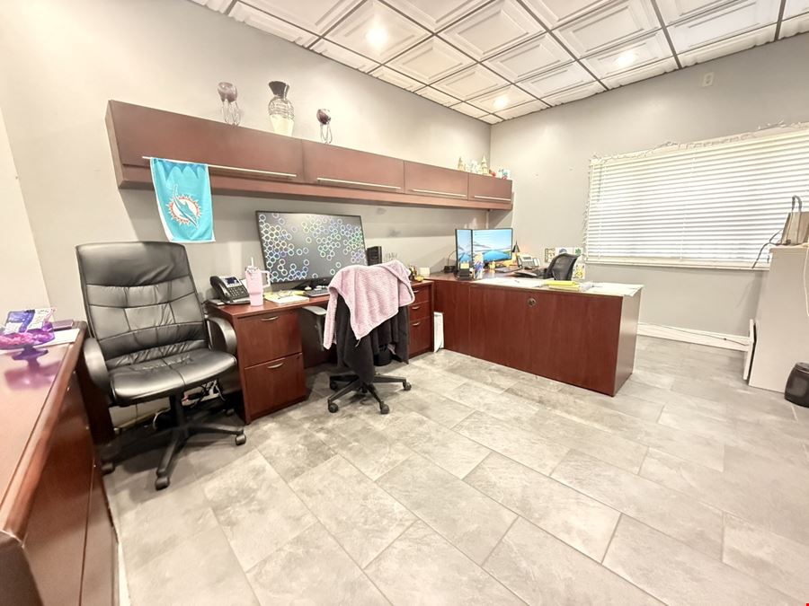  Newly Remodeled Executive Offices | 1–3 Person Suites | Palm Harbor