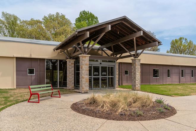 Preview of Healthcare space for Rent at 1810 Glenside Drive