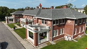 Fergus Falls Apartments - Historic Charm With Complete Restoration