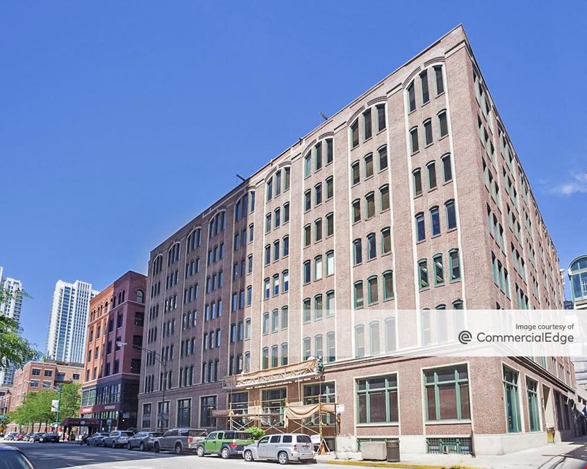 566 West Lake Street