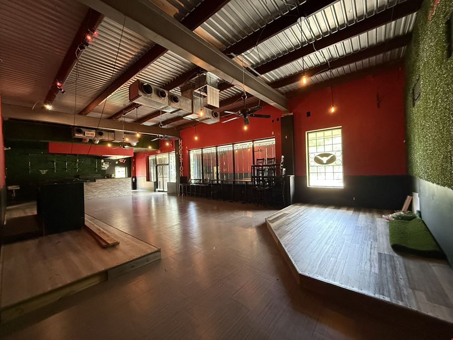 10150 Antoine Drive #100, Houston, 2nd Gen Restaurant Lease