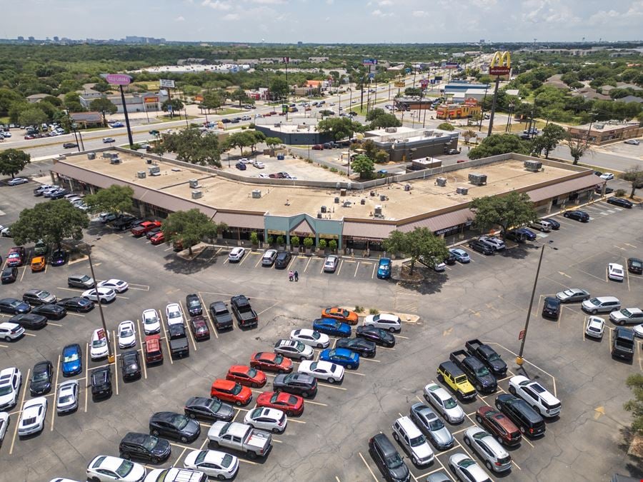 Bandera Festival Shopping Center