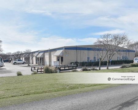 Preview of Industrial space for Rent at 501 W. Powell Lane