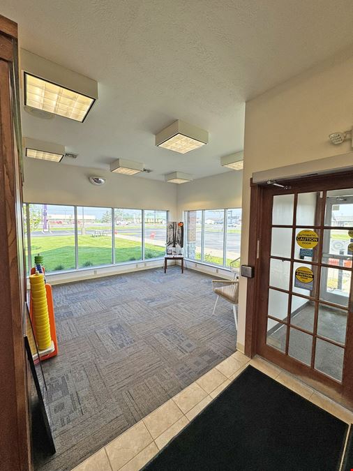 333 W Commerce Blvd
