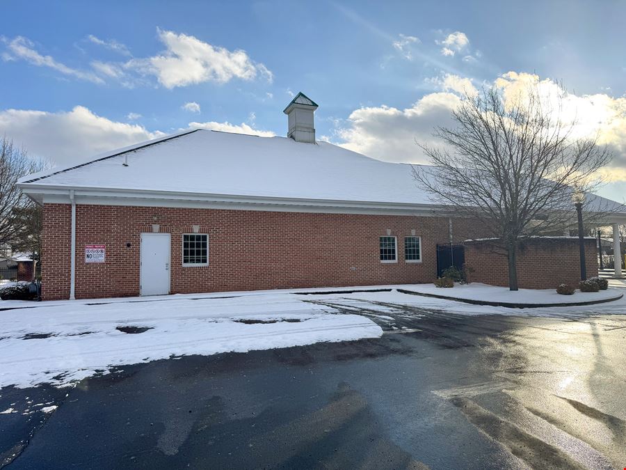 High-Visibility 1.3 Acres in Cranberry Township - 3,250 SF Freestanding Building at a Signalized Intersection