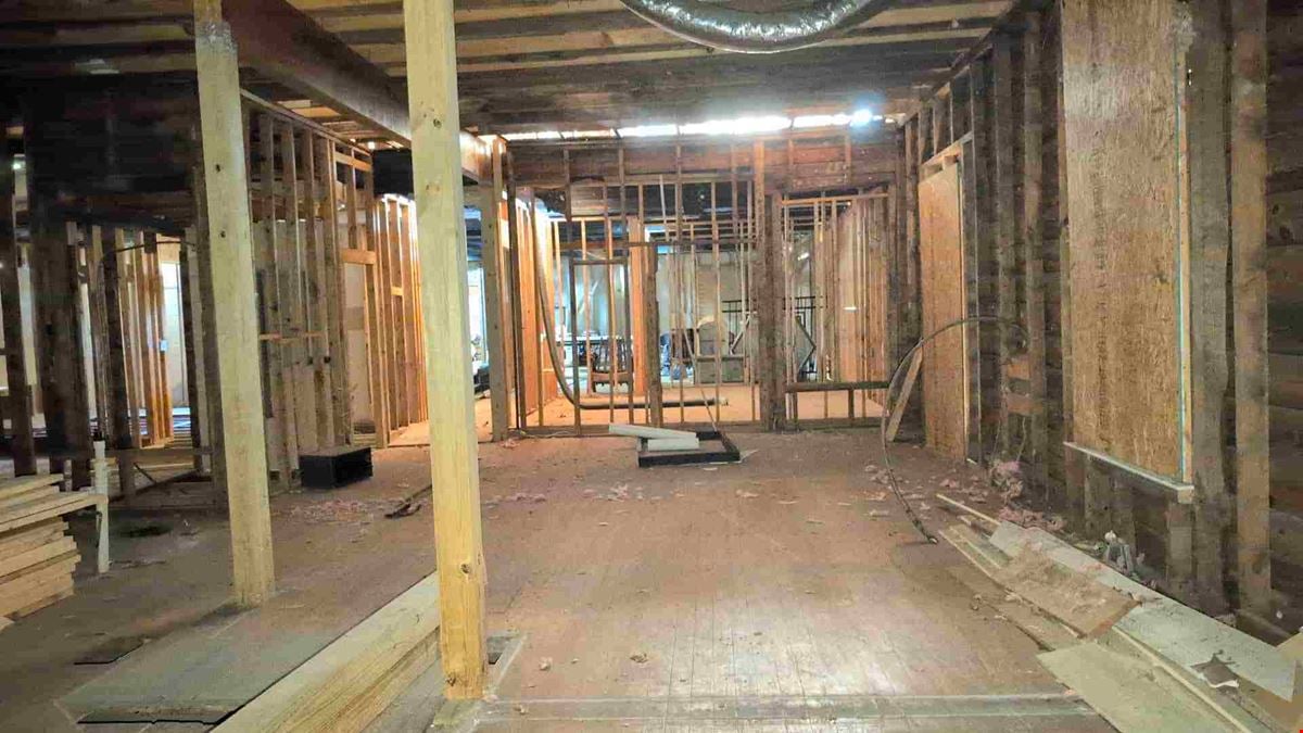 31 N Main St