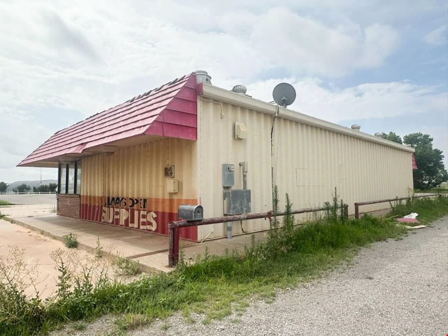 9317  Highway 8