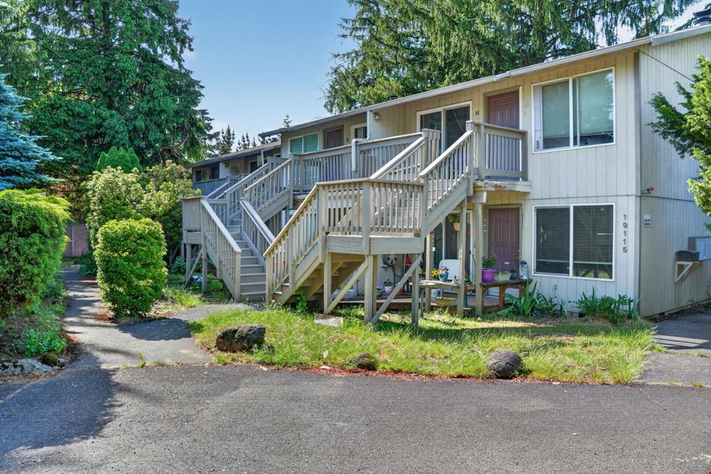 Eastwood Estates - 19109-19123 SE Yamhill St