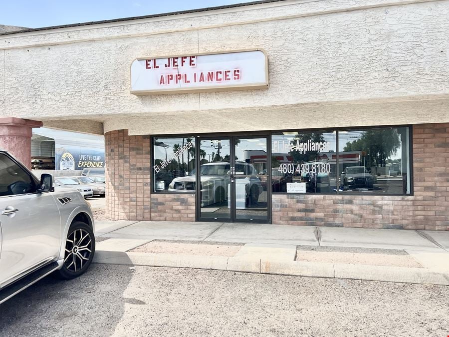 Gilbert Rd & Main St Retail
