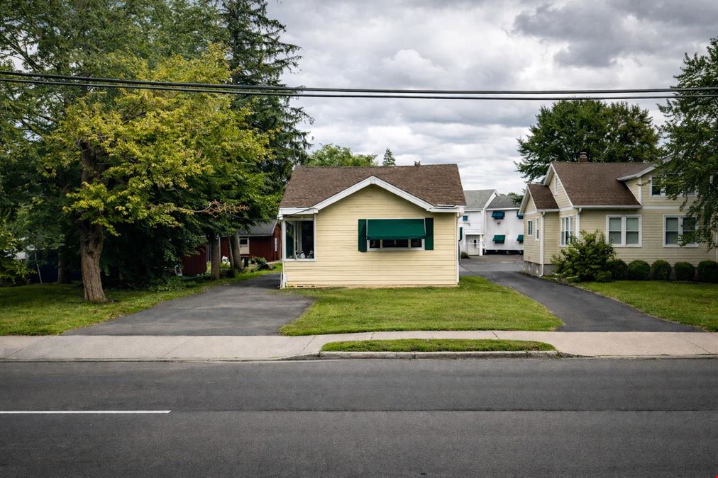10 Bruen Ct Rensselaer