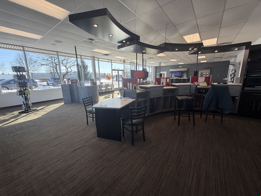 High Visibility Retail for Lease in Canton