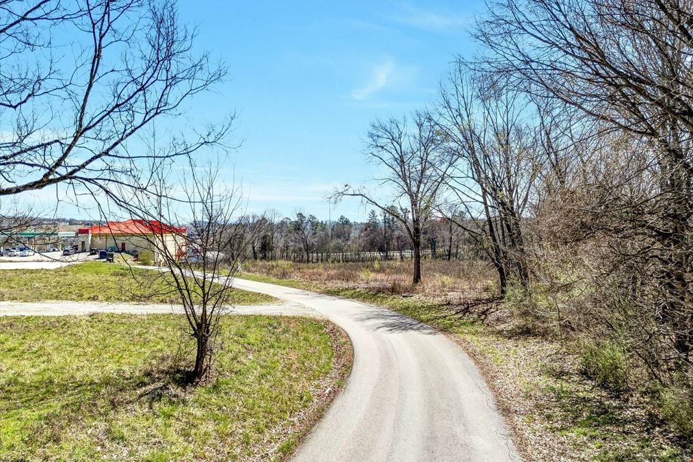 Exit 81, I-75 Acreage. C-4 Zoning, Loudon County