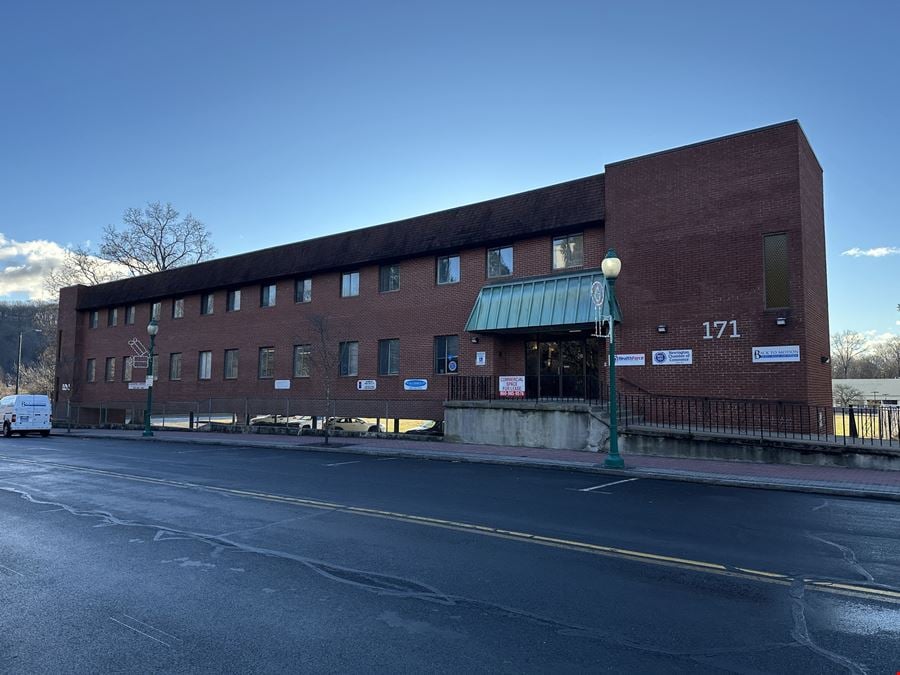 171 Market Square