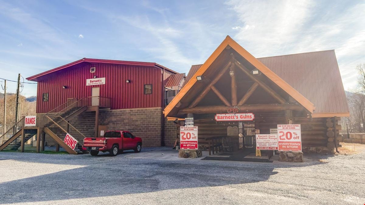 Barnett's Guns & Indoor Range