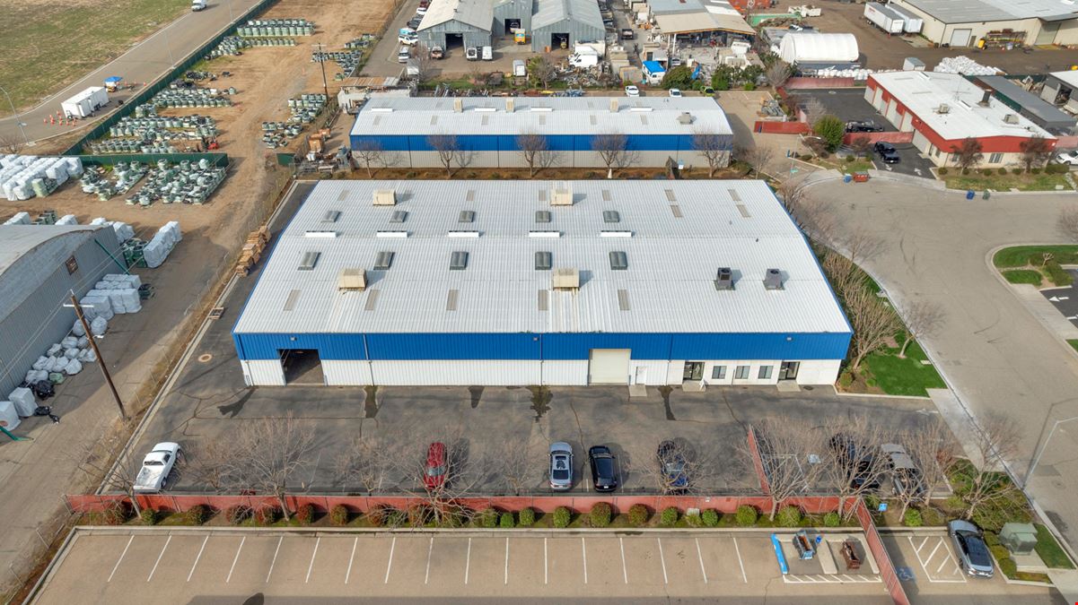 Freestanding Heavy Industrial Building Near Airport in Fresno, CA