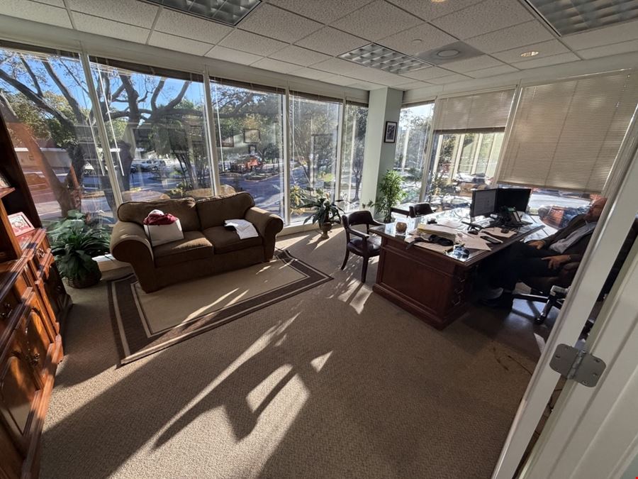 2183 SF Suite 200 Professional and Medical Office Space