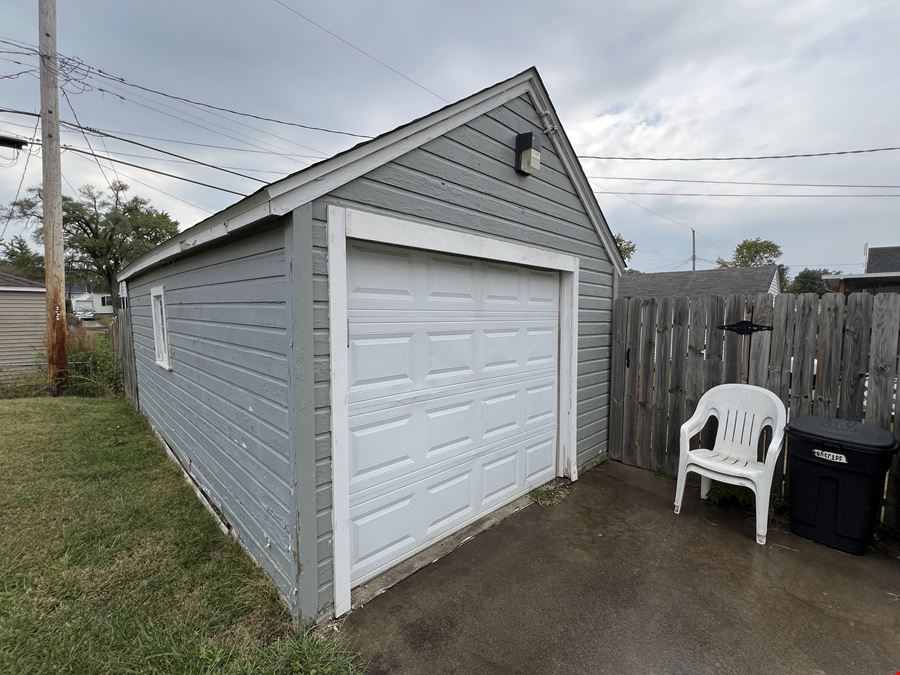 1328 W Circle Rd