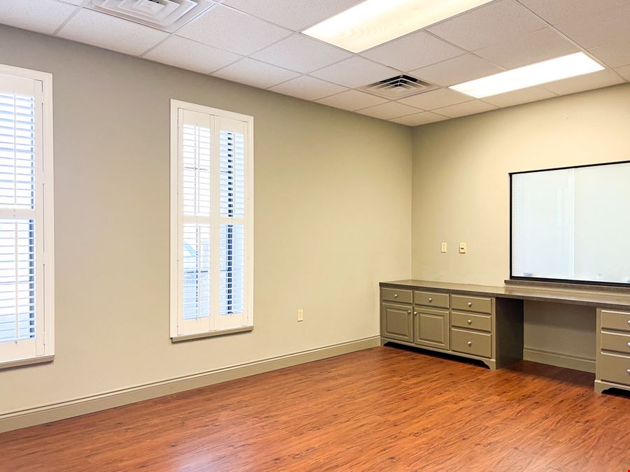 Updated Office Suite with I-10 Frontage & Signage Potential