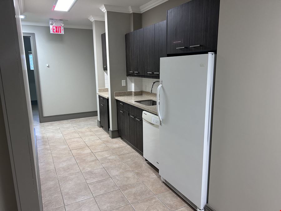 46 LePage Court, Unit A, North York, ON M3J 1Z9