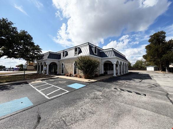 Preview of Retail space for Rent at 1100 Williams Drive