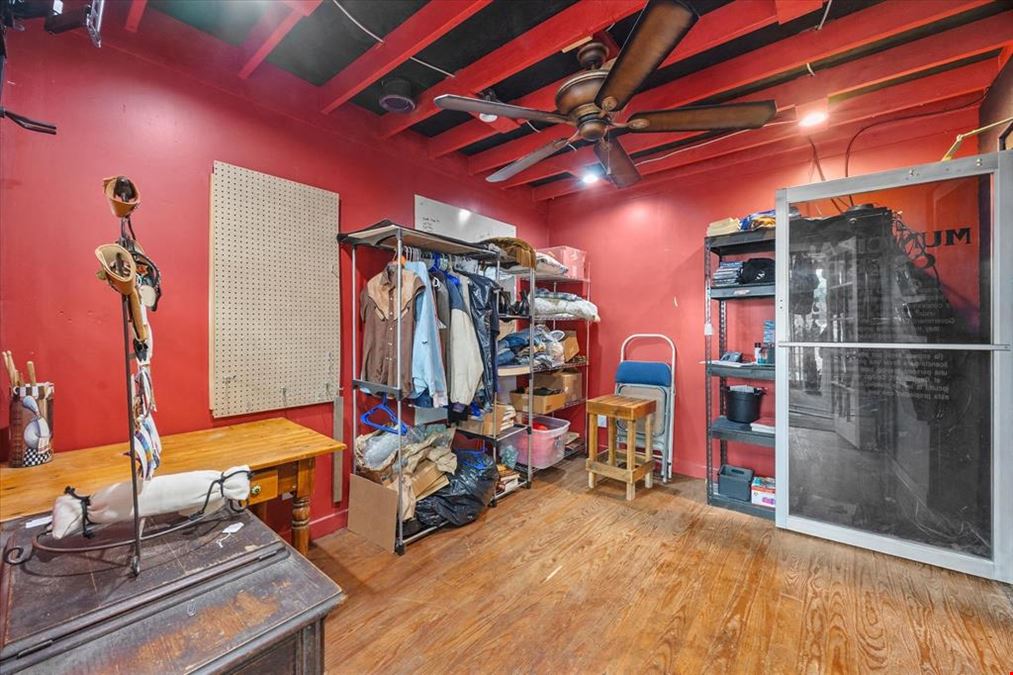 1132 Main St